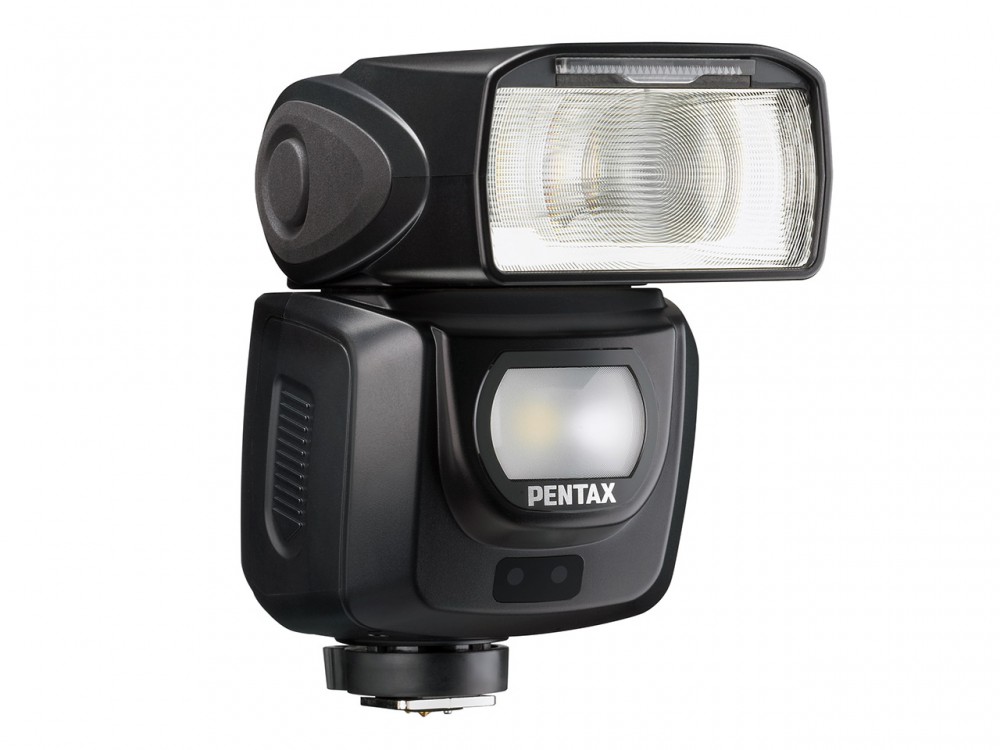 Pentax AF360FGZ II beépített LED fényforrás